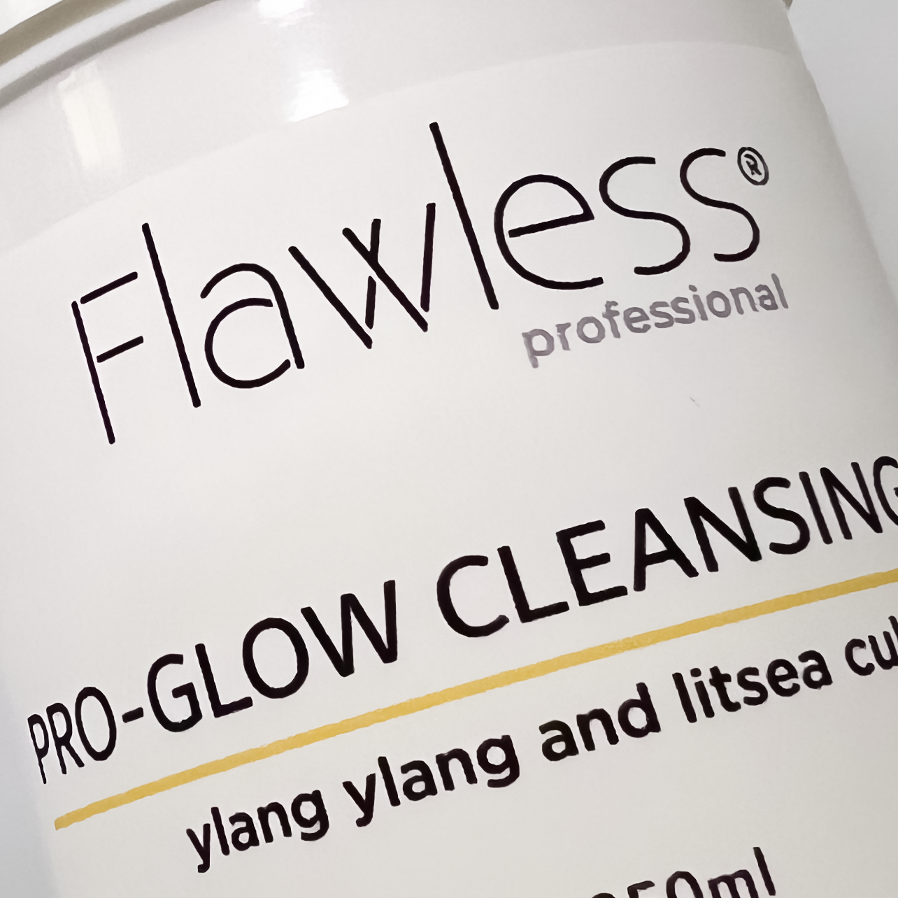 Pro-Glow Cleansing Balm - Flawless Professional